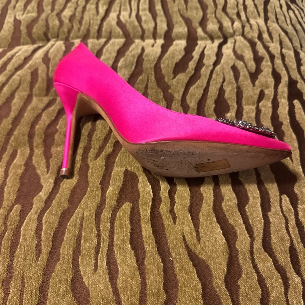Manolo Blahnik Vibrant Pink Heels with Embellished Accents - Picture 3 of 3